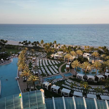 Fontainebleau Resort Balcony W Ocean And City View 마이애미 비치 외부 사진
