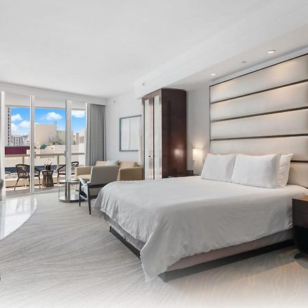 Fontainebleau Resort Balcony W Ocean And City View 마이애미 비치 외부 사진