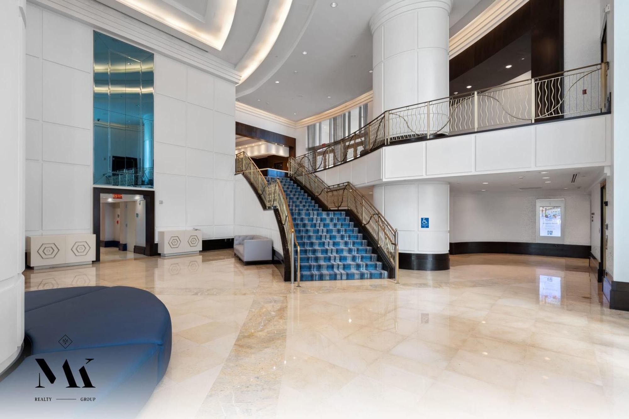 Fontainebleau Resort Balcony W Ocean And City View 마이애미 비치 외부 사진